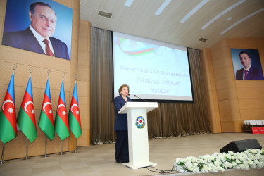 01 oktyabr 2025-ci il tarixində Binəqədi rayonunda fəaliyyət göstərən orta ümumtəhsil müəssisələrində təhsil ilinin yekunlarına və 5 Oktyabr - “Beynəlxalq Müəllim Günü”nə həsr olunmuş “Konstitusiya və Suverenlik İli: Təhsil və Gələcək Nəsillər” adlı təhsil konfransı