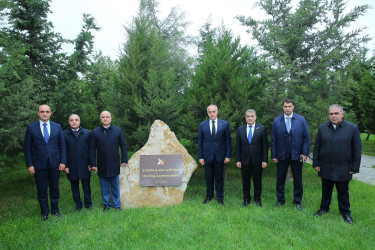 27 sentyabr 2025-ci il tarixində Binəqədi rayonunda Birinci Qarabağ, Aprel döyüşləri və Vətən müharibəsində, antiterror əməliyyatları zamanı şəhid olmuş qəhrəmanlarımızın əziz xatirəsinə ucaldılmış Memorial Kompleksin qarşısında 27 Sentyabr - Anım Gününün beşinci ildönümünə həsr olunmuş ümumrayon tədbiri