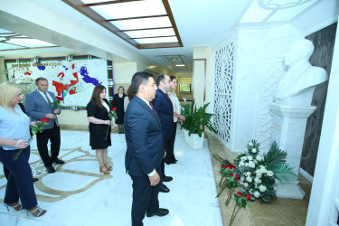 23 iyun 2026-cı il tarixində Binəqədi Rayon İcra Hakimiyyətinin inzibati binasında 23 İyun – Dövlət Qulluqçularının Peşə Bayramı münasibətilə tədbir