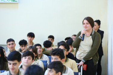 26 noyabr 2025-ci il tarixində 298 № li tam orta məktəbdə "Narkotiksiz gələcək naminə!” mövzusunda növbəti maarifləndirici tədbir