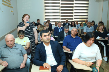 03 iyul 2025-ci il tarixində Binəqədi Rayon İcra Hakimiyyətinin başçısı Elxan Allahverdiyevin 7-ci mikrorayon sakinləri ilə səyyar qəbulu