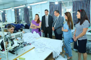 Binəqədi Rayon İcra Hakimiyyətinin təşkilatçılığı ilə M.Ə.Rəsulzadə qəsəbəsində yerləşən Bakı Tekstil Fabrikində görüş