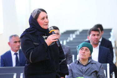 13 mart 2025-ci il tarixində Binəqədi Rayon İcra Hakimiyyətinin başçısı Elxan Allahverdiyevin 28 May qəsəbə sakinləri ilə səyyar qəbulu