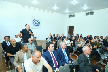 10 iyul 2025-ci il tarixində Binəqədi Rayon İcra Hakimiyyətinin başçısı Elxan Allahverdiyevin Biləcəri qəsəbə sakinləri ilə səyyar qəbulu