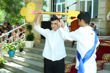 14 iyun 2025-ci il tarixində 2024-2025-ci tədris ilinin başa çatması münasibətilə Binəqədi rayonunun orta ümumtəhsil müəssisələrində “Son zəng” tədbirləri