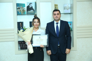 5 Oktyabr – “Beynəlxalq Müəllimlər Günü”  münasibətilə dövlət ümumi təhsil müəssisələrində çalışan təhsilverənlərin sertifikatlaşdırılması imtahanlarında yüksək nəticə göstərən müəllimlərlə görüş