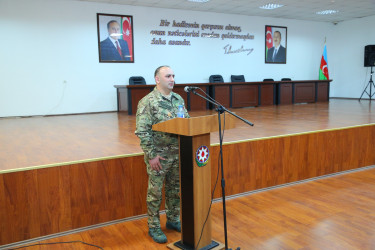 28 oktyabr 2025-ci il tarixində “Konstitusiya və Suverenlik İli” çərçivəsində Fövqəladə Hallar Nazirliyinin Mülki Müdafiə Qoşunlarında 8 Noyabr-“Zəfər Günü”nün beşilliyi münasibətilə tədbir