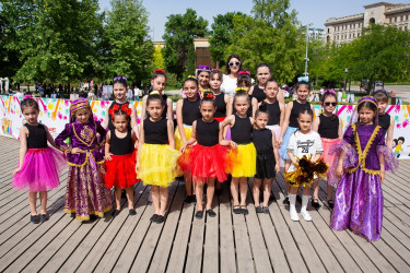 30 may 2025-ci il tarixində Binəqədi Rayon İcra Hakimiyyəti və “AZLİNE” Tədris Mərkəzinin birgə təşkilatçılığı ilə 1 İyun “Uşaqların Beynəlxalq Müdafiəsi Günü” nə həsr edilmiş tədbir