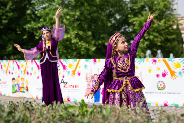 30 may 2025-ci il tarixində Binəqədi Rayon İcra Hakimiyyəti və “AZLİNE” Tədris Mərkəzinin birgə təşkilatçılığı ilə 1 İyun “Uşaqların Beynəlxalq Müdafiəsi Günü” nə həsr edilmiş tədbir