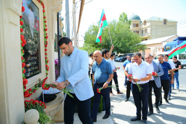 21 avqust 2022-ci il tarixində şəhidi Rövşən Kazım oğlu Hüseynovun doğum günü münasibəti ilə məzarı və ailəsi ziyarət edildi.