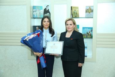 23 iyun 2025-ci il tarixində Binəqədi Rayon İcra Hakimiyyətinin inzibati binasında 23 İyun–“Dövlət Qulluqçularının Peşə Bayramı" münasibətilə tədbir