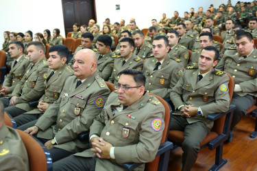 FHN Mülki müdafiə qoşunlarının komandanlığında Ulu Öndər Heydər Əliyevin 100 illik yubileyi münasibətilə "Heydər Əliyev İrsini Öyrənirik" mövzusuna həsr olunmuş tədbir