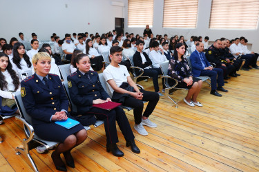 Binəqədi rayonu 83 saylı məktəb-liseydə "Narkotiksiz gələcək naminə!” mövzusunda maarifləndirici tədbir