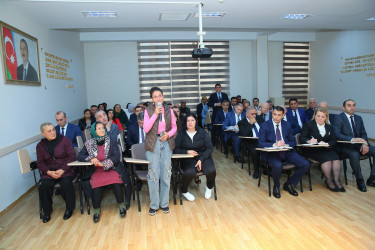 04 noyabr 2025-ci il tarixində Binəqədi Rayon İcra Hakimiyyətinin başçısı Elxan Allahverdiyevin 7-ci mikrorayon sakinləri ilə səyyar qəbulu