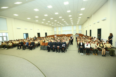 10 dekabr 2025-ci il tarixində 335 № li tam orta məktəbdə "Narkotiksiz gələcək naminə” mövzusunda növbəti maarifləndirici görüş