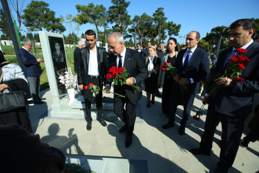 27 Sentyabr Anım Günü ilə əlaqədar 27 sentyabr 2026-cı il tarixində şəhidlərimizin əziz xatirəsi böyük ehtiramla yad edilməsi